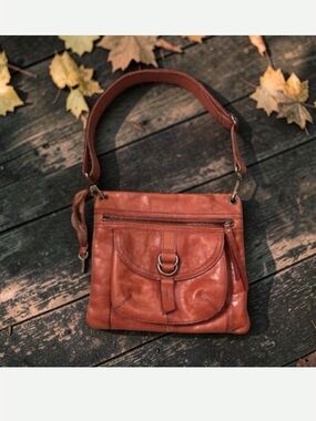 Fossil Sasha Vintage Leather
Crossbody Bag Burnt Orange Boho
Shoulder Purse M/L